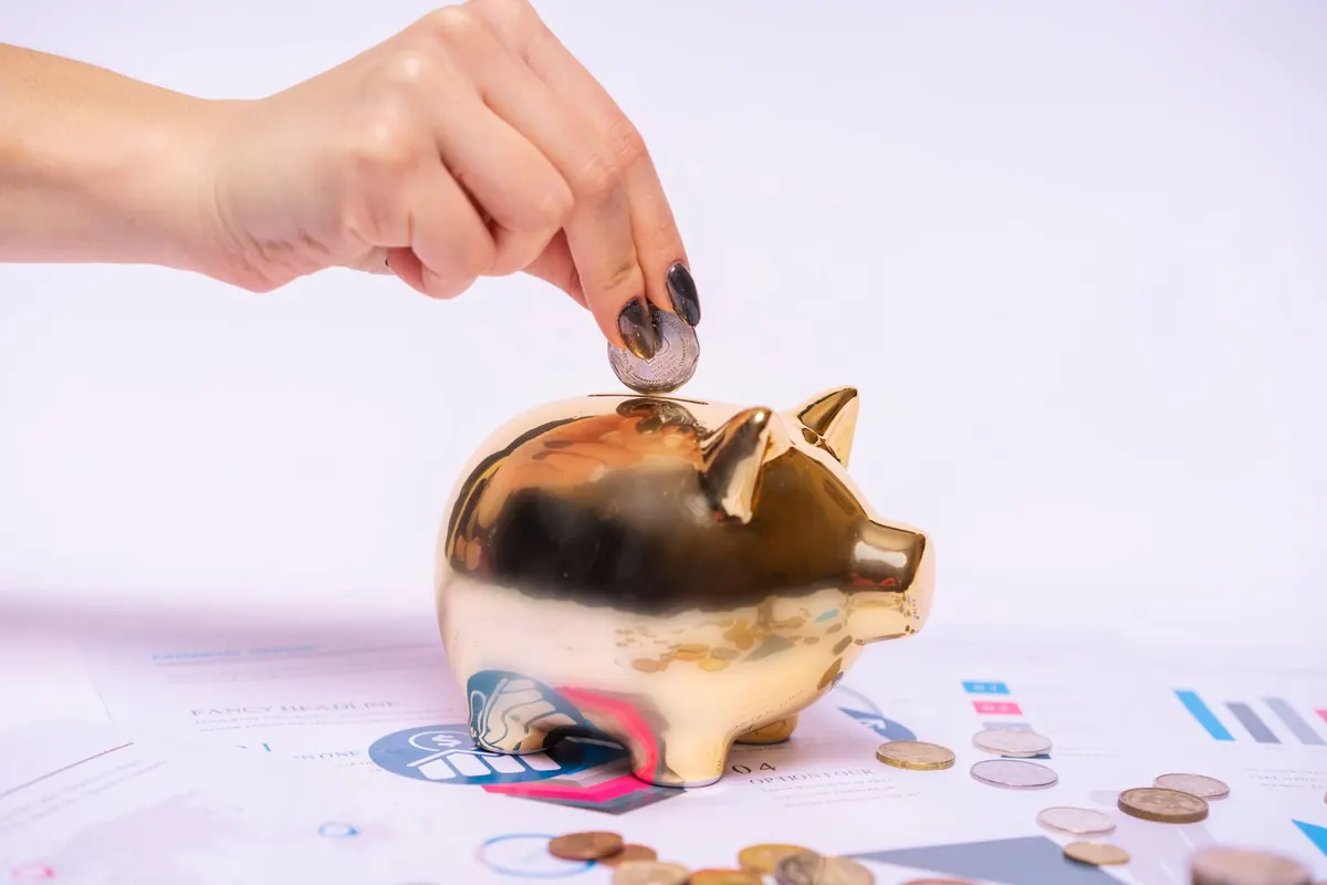 Easy Access vs Fixed Rate vs Cash ISA: Which UK Savings Account Suits You?